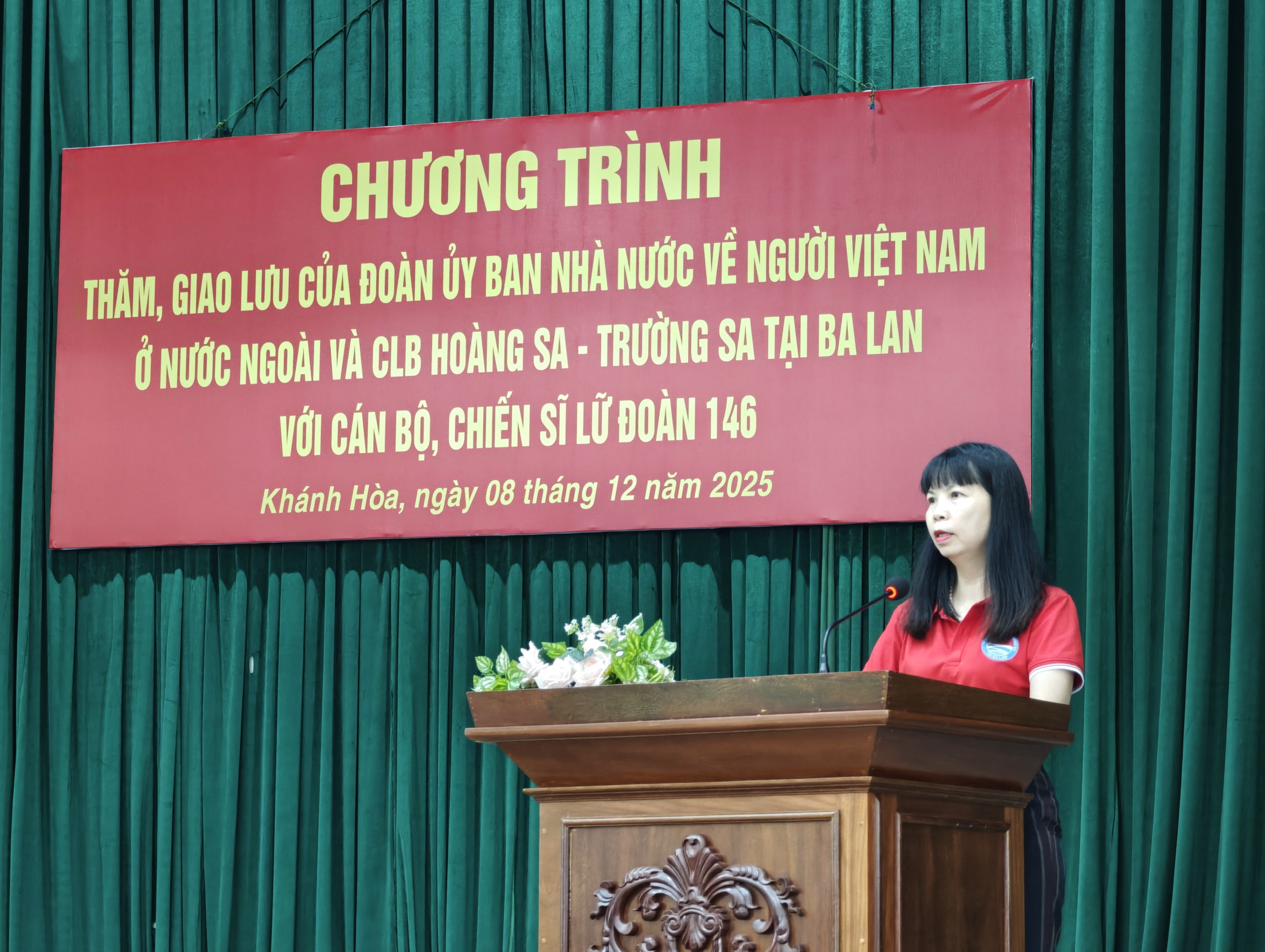 Câu lạc bộ Hoàng Sa - Trường Sa tại Ba Lan trao tặng Vườn rau xanh cho đảo Trường Sa Lớn Câu lạc bộ Hoàng Sa - Trường Sa tại Ba Lan trao tặng Vườn rau xanh cho đảo Trường Sa Lớn