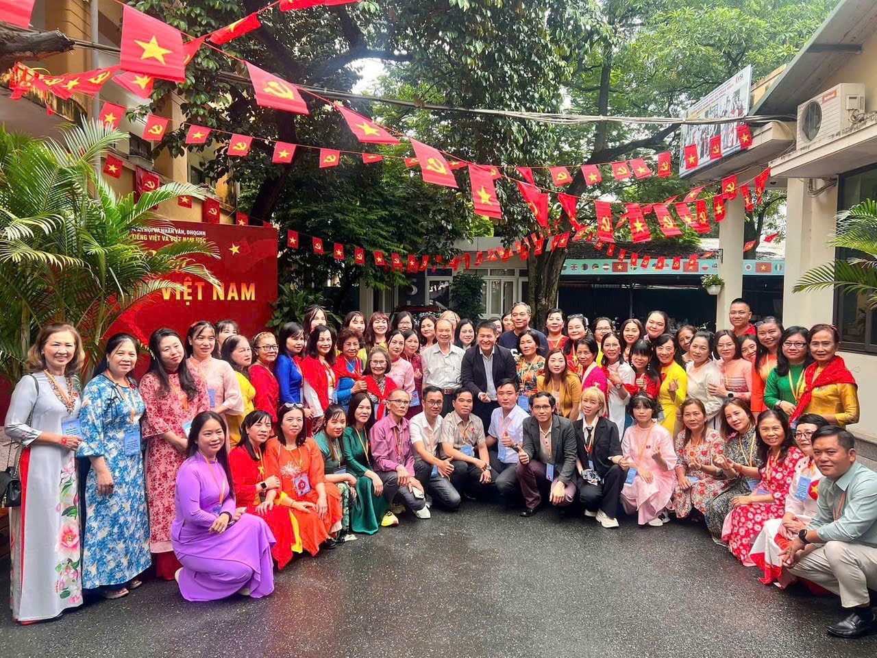 Cô giáo Việt ở Osaka và hành trình gieo tiếng mẹ đẻ cho những đứa trẻ xa quê