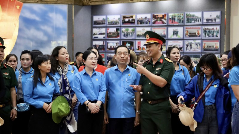 Nhiều hoạt động tri ân, giao lưu giữa LĐLĐ TPHCM và Sư đoàn 5