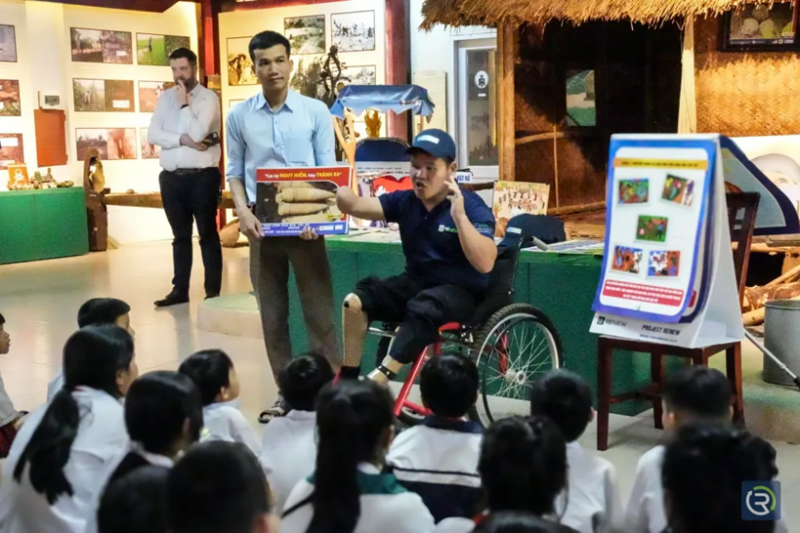 Ireland hỗ trợ người khuyết tật và nạn nhân bom mìn tại Quảng Trị