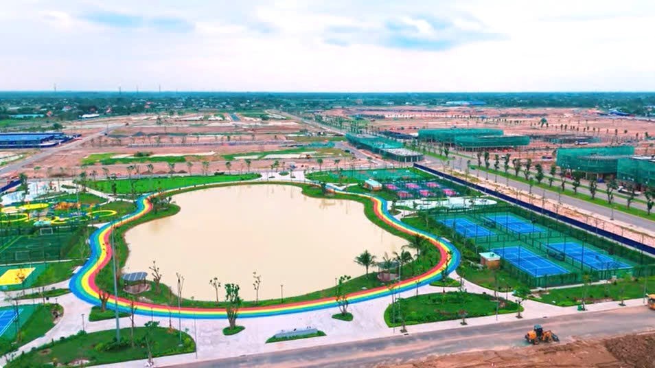 Tính đến tháng 12/2025, nhiều tiện ích tại Vinhomes Green City đã dần hoàn thiện Tính đến tháng 12/2025, nhiều tiện ích tại Vinhomes Green City đã dần hoàn thiện