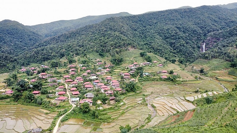 Chiềng Sinh chuyển mình từ công tác giảm nghèo bền vững Chiềng Sinh chuyển mình từ công tác giảm nghèo bền vững