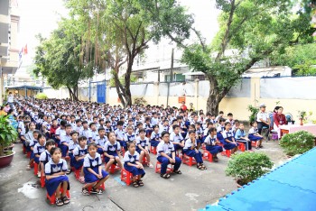 boi duong long yeu nuoc bao ve chu quyen bien dao cho 500 hoc sinh giao vien