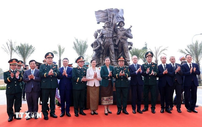 Khánh thành công trình Khu biểu tượng tình đoàn kết, hữu nghị và tri ân quốc tế Khánh thành công trình Khu biểu tượng tình đoàn kết, hữu nghị và tri ân quốc tế
