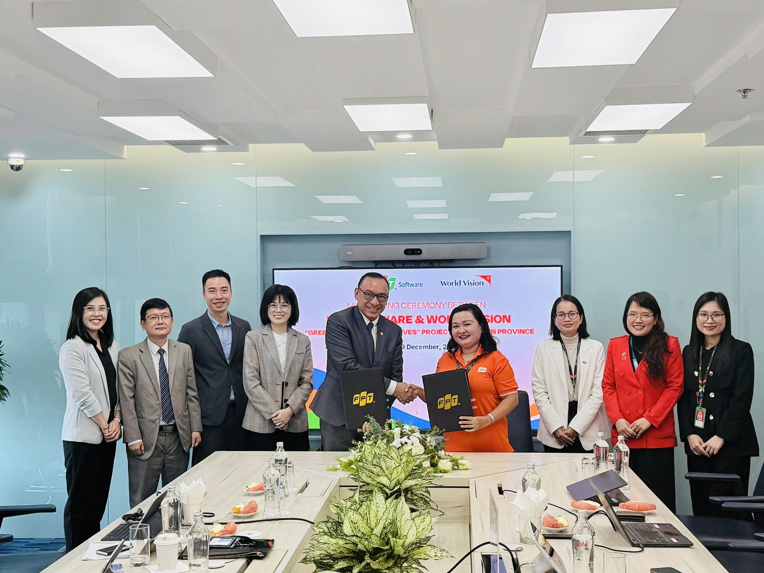 FPT và World Vision chung tay thúc đẩy “Bếp xanh - Sống lành” tại Điện Biên World Vision và doanh nghiệp chung tay thúc đẩy “Bếp xanh - Sống lành” tại Điện Biên