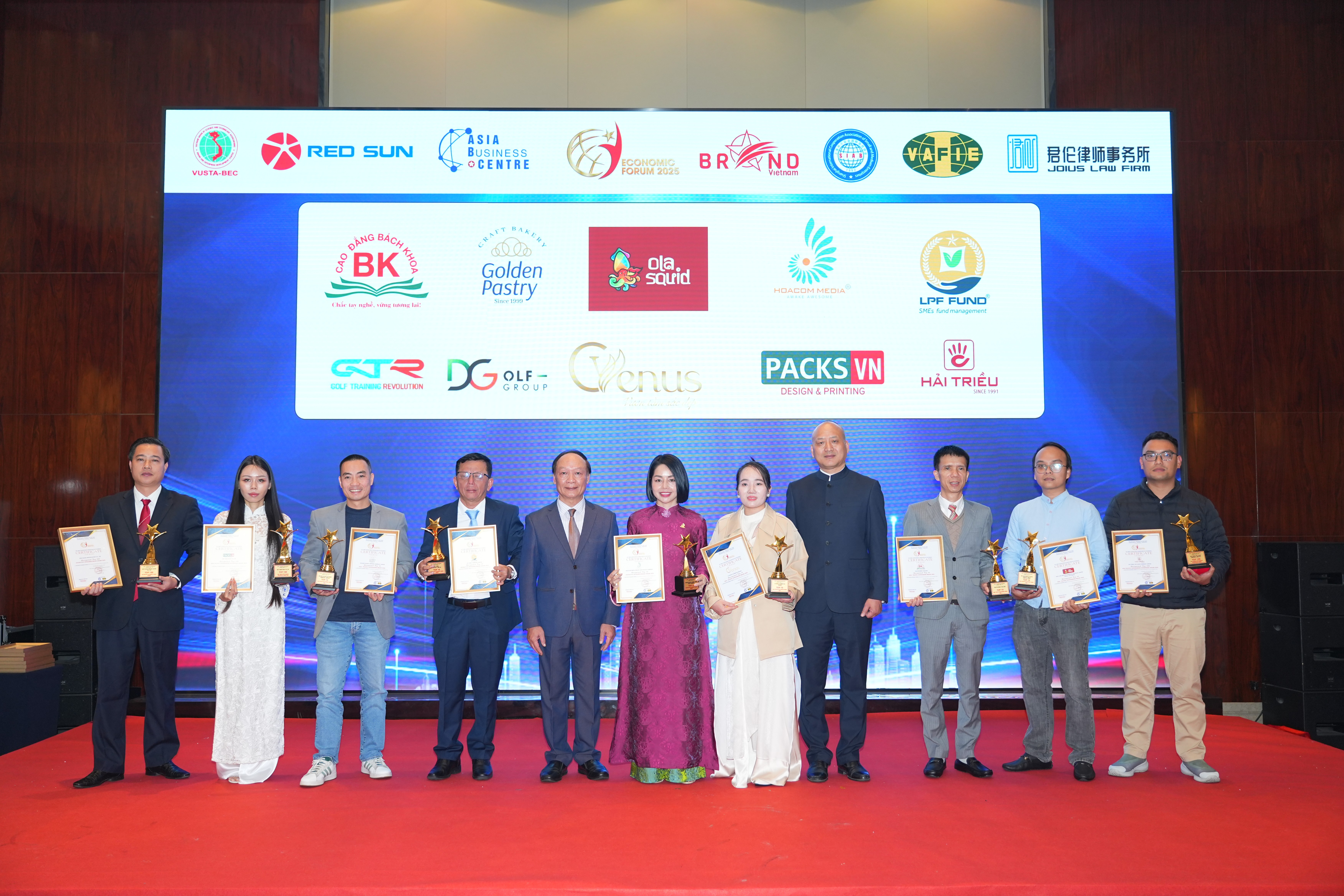 LPF FUND toả sáng tại Diễn đàn Kinh tế Châu Á - Thái Bình Dương 2025: Khẳng định vị thế tiên phong trong kiến tạo hệ sinh thái “vốn xanh” Việt Nam