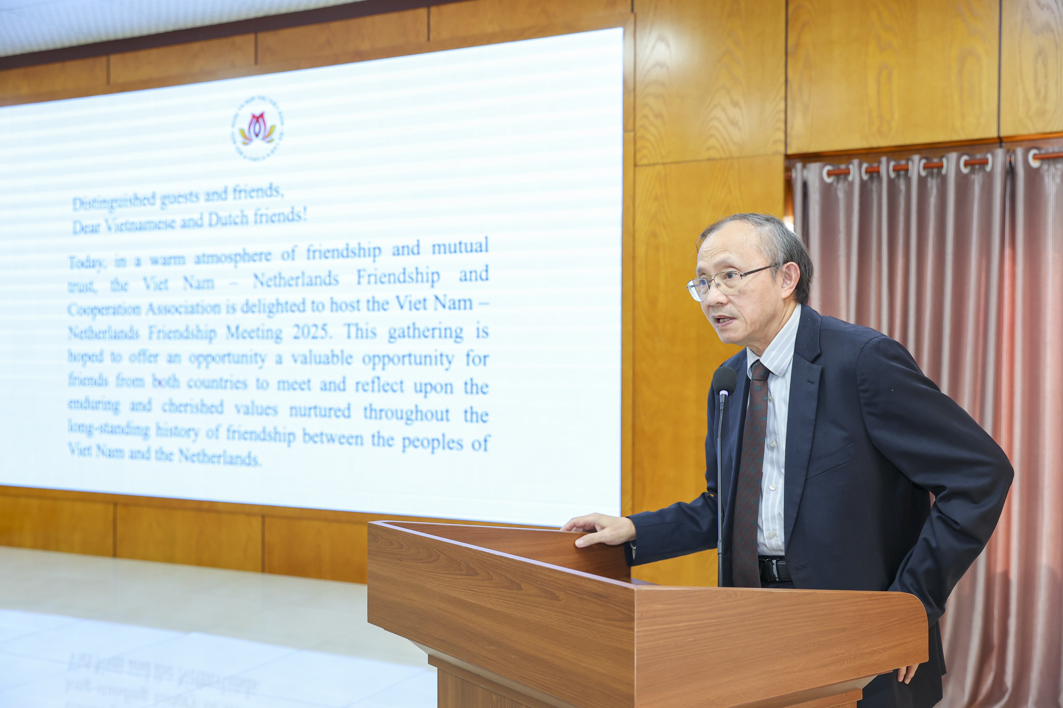 Giao lưu hữu nghị Việt Nam - Hà Lan qua những thước phim và ký ức lịch sử Giao lưu hữu nghị Việt Nam - Hà Lan qua những thước phim và ký ức lịch sử