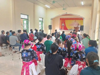 gia lang truong ban nguoi co uy tin phat huy vai tro nong cot trong giam ngheo