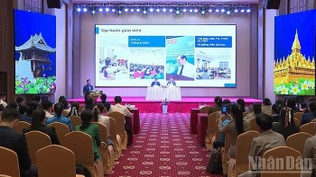 viet nam lao de xuat dua lich su quan he dac biet vao giang day trong truong hoc