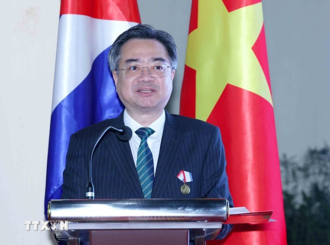 Nhà nước Cuba trao tặng Huân chương Hữu nghị cho ông Nguyễn Thanh Nghị Nhà nước Cuba trao tặng Huân chương Hữu nghị cho ông Nguyễn Thanh Nghị