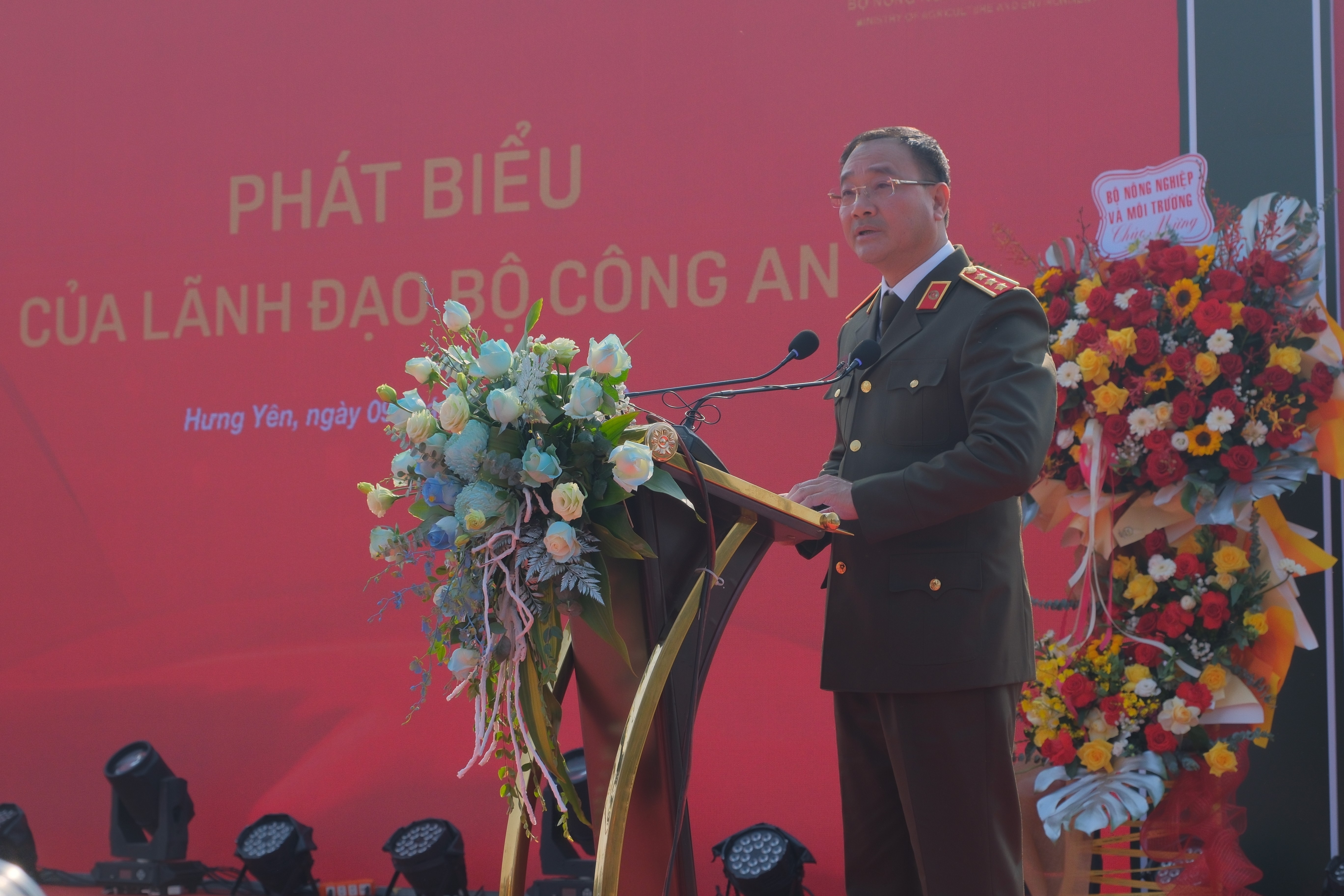 Ba sĩ quan Công an nhân dân chuẩn bị lên đường làm nhiệm vụ gìn giữ hòa bình Liên hợp quốc Bộ Công an tiếp nhận trụ sở Trung tâm Đào tạo và Phát triển năng lực gìn giữ hòa bình