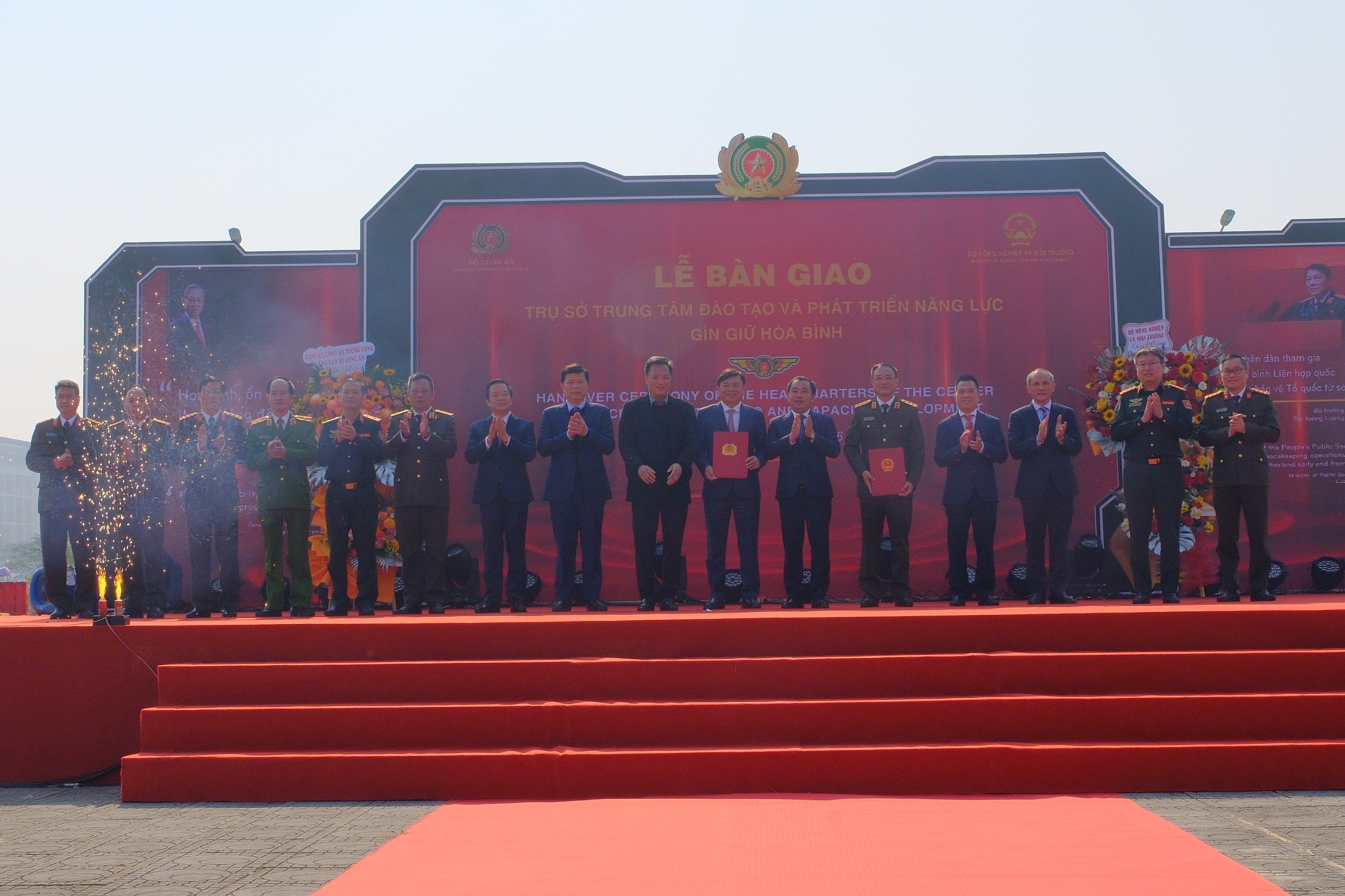 Bộ Công an tiếp nhận trụ sở Trung tâm Đào tạo và Phát triển năng lực gìn giữ hòa bình Bộ Công an tiếp nhận trụ sở Trung tâm Đào tạo và Phát triển năng lực gìn giữ hòa bình