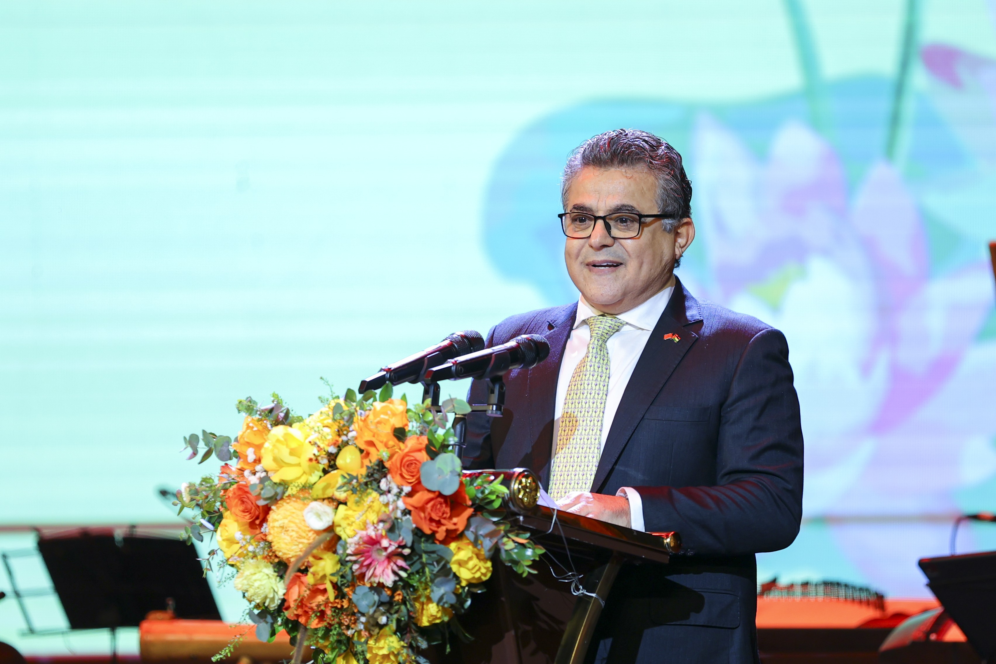 Lan tỏa tình hữu nghị qua giao lưu nghệ thuật quốc tế “Chào năm mới 2026”