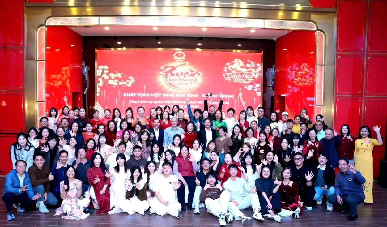 Cộng đồng người Việt tại Nam Ninh (Trung Quốc) vui Tết Cộng đồng