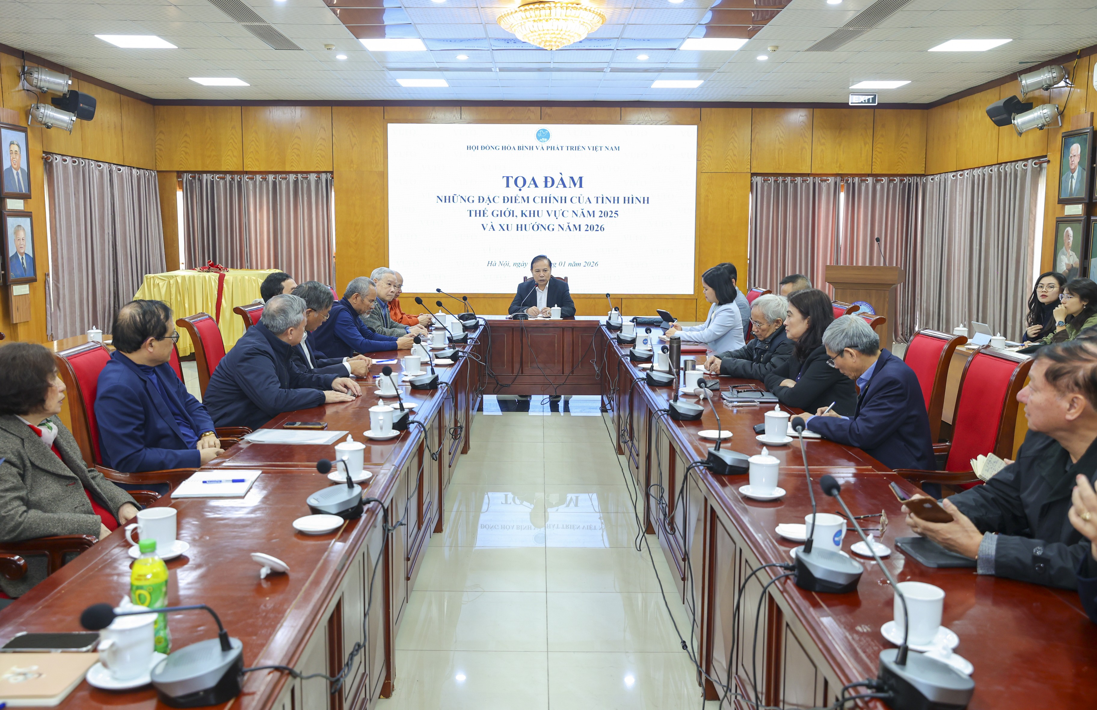 Quang cảnh buổi tọa đàm. (Ảnh: Đinh Hòa). Quang cảnh buổi tọa đàm. (Ảnh: Đinh Hòa).