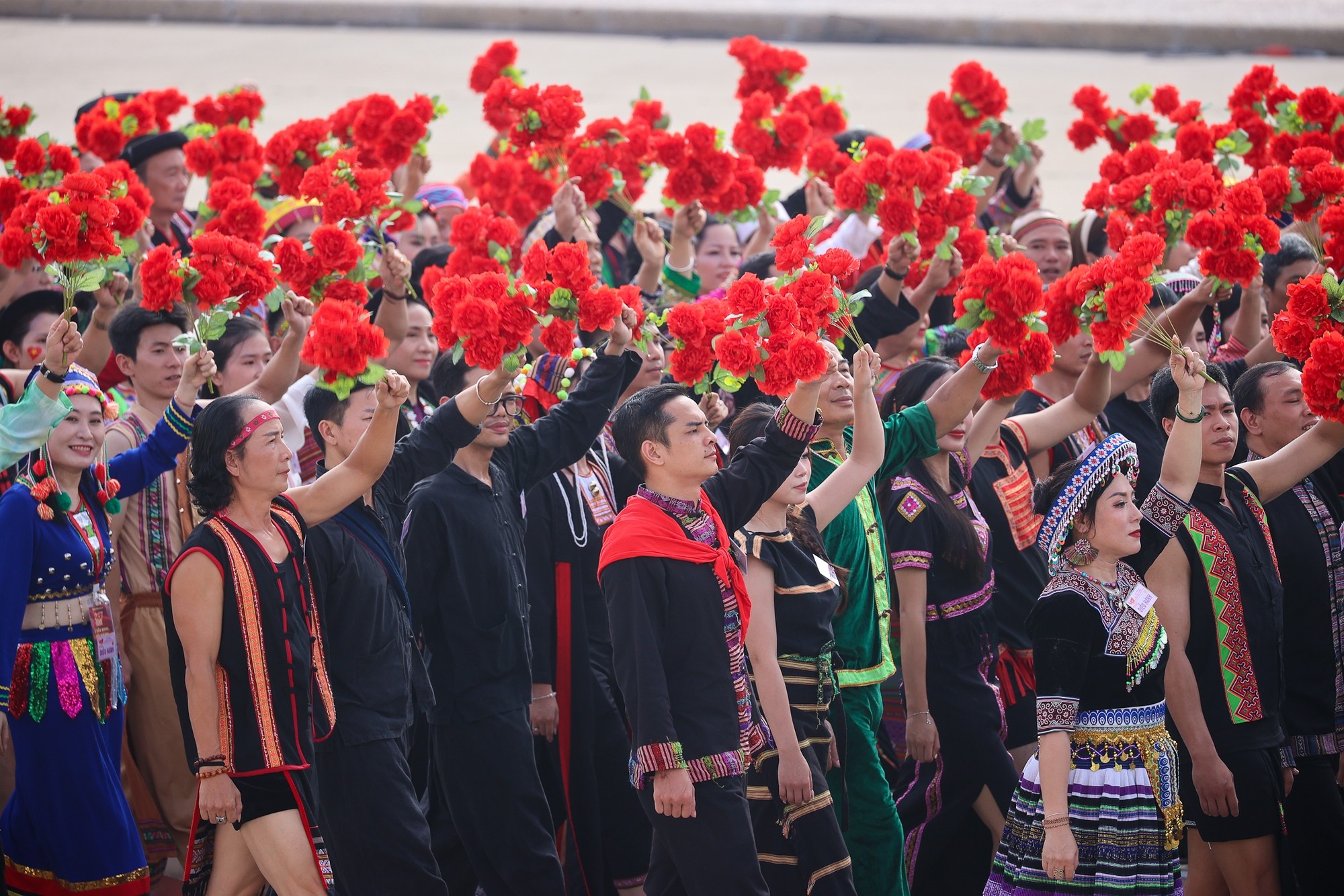 Vai trò của Đảng ủy MTTQ, các đoàn thể Trung ương trong kết nối giữa thế nước và lòng dân Vai trò của Đảng ủy MTTQ, các đoàn thể Trung ương trong kết nối giữa thế nước và lòng dân