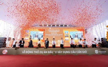 ha tang mo khoa gia tri cau can gio va duong sat cao toc tai dinh vi bat dong san ven bien phia nam tphcm