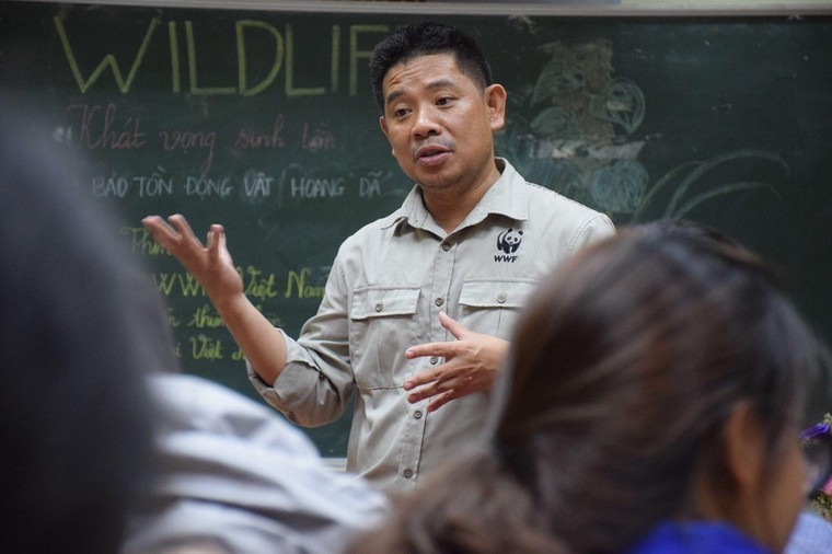 Ông Văn Ngọc Thịnh, Giám đốc Quốc gia Tổ chức Quốc tế về bảo tồn thiên nhiên tại Việt Nam (WWF-Việt Nam) Ông Văn Ngọc Thịnh, Giám đốc Quốc gia Tổ chức Quốc tế về bảo tồn thiên nhiên tại Việt Nam (WWF-Việt Nam)