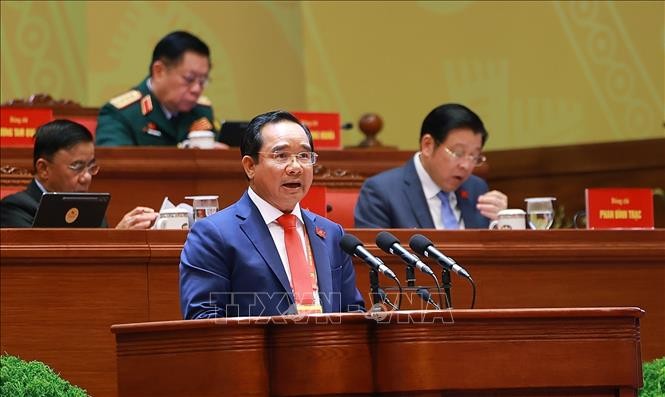 Niềm tin và động lực thúc đẩy phát triển đất nước nhanh, bền vững hơn Niềm tin và động lực thúc đẩy phát triển đất nước nhanh, bền vững hơn