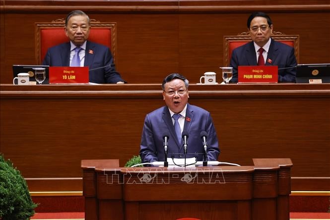 Niềm tin và động lực thúc đẩy phát triển đất nước nhanh, bền vững hơn Niềm tin và động lực thúc đẩy phát triển đất nước nhanh, bền vững hơn