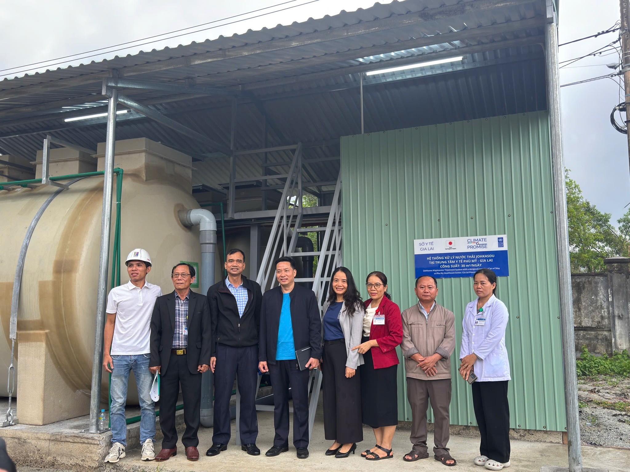 UNDP bàn giao 40 căn nhà và 8 hệ thống điện mặt trời cho Gia Lai