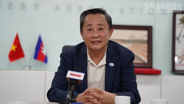 Khơi dậy niềm tin mạnh mẽ trong cộng đồng doanh nghiệp Việt Nam tại Campuchia Khơi dậy niềm tin mạnh mẽ trong cộng đồng doanh nghiệp Việt Nam tại Campuchia