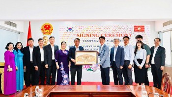 can tho tang cuong hop tac voi huyen cheorwon han quoc trong phai cu lao dong thoi vu