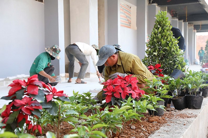 Trường liên cấp đầu tiên của cả nước mở cánh cửa học tập nơi cực Tây Tổ quốc