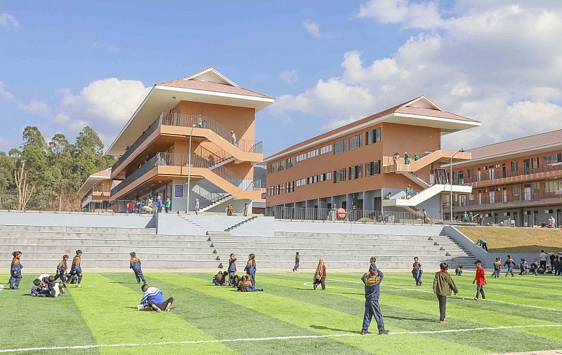 Trường liên cấp đầu tiên của cả nước mở cánh cửa học tập nơi cực Tây Tổ quốc