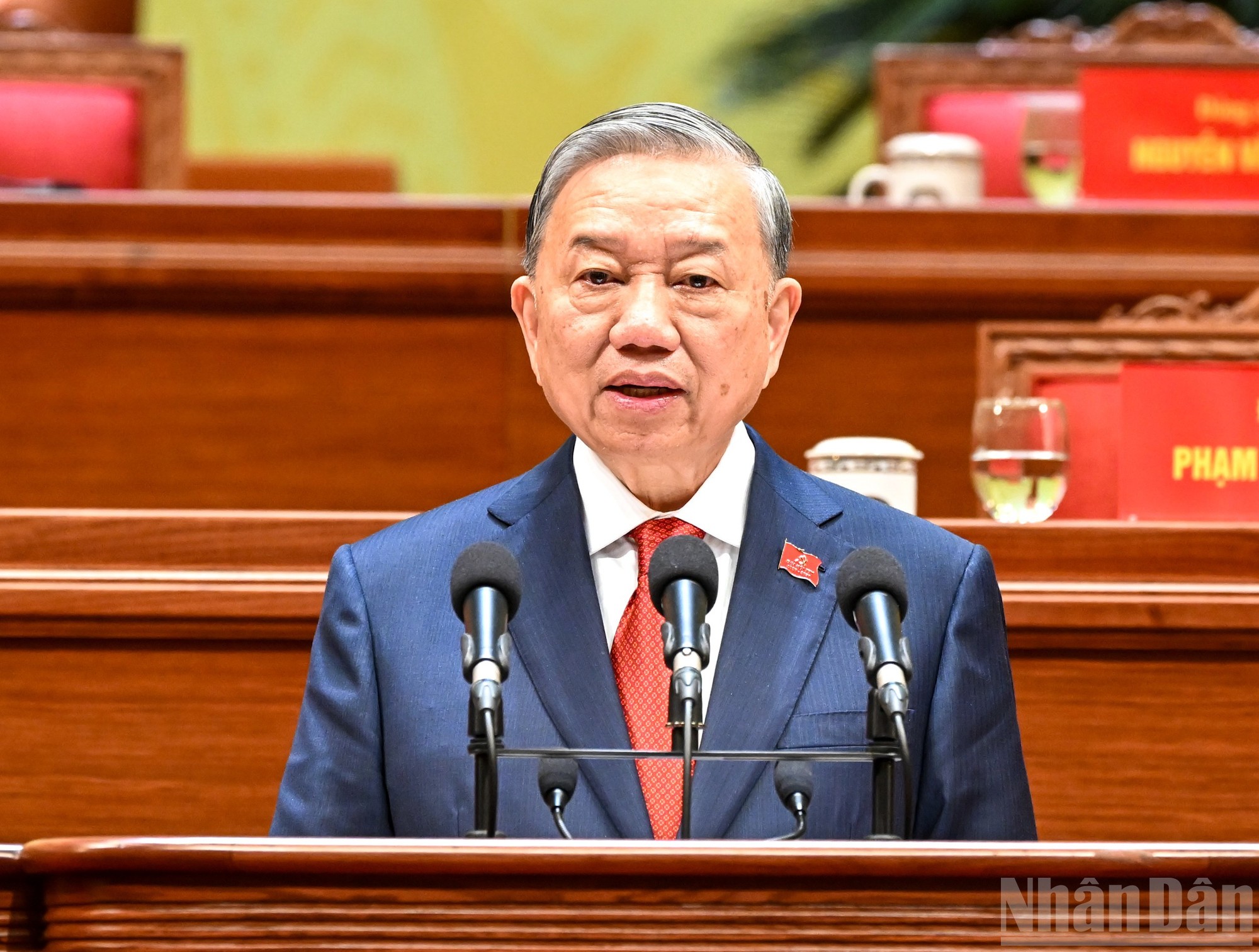 Tổng Bí thư Ban Chấp hành Đảng Cộng sản Việt Nam khóa XIV đọc Diễn văn bế mạc Đại hội đại biểu toàn quốc lần thứ XIV của Đảng.