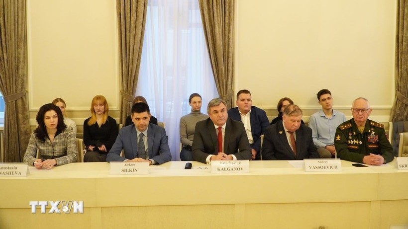 Chính quyền Saint Petersburg tổ chức hội thảo về kết quả Đại hội XIV của Đảng