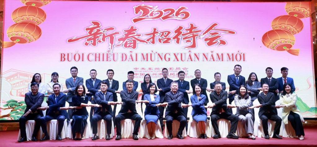 Nhiều hoạt động giao lưu hữu nghị trên tuyến biên giới Việt Nam – Trung Quốc Nhiều hoạt động giao lưu hữu nghị trên tuyến biên giới Việt Nam – Trung Quốc