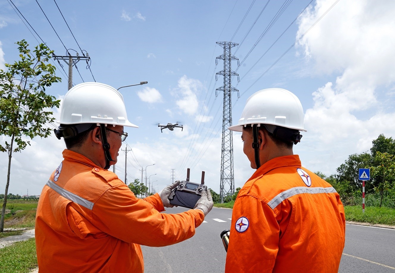 Ngành điện miền Nam sẵn sàng các phương án đảm bảo cấp điện ổn định dịp Tết Nguyên đán Ngành điện miền Nam sẵn sàng các phương án đảm bảo cấp điện ổn định dịp Tết Nguyên đán