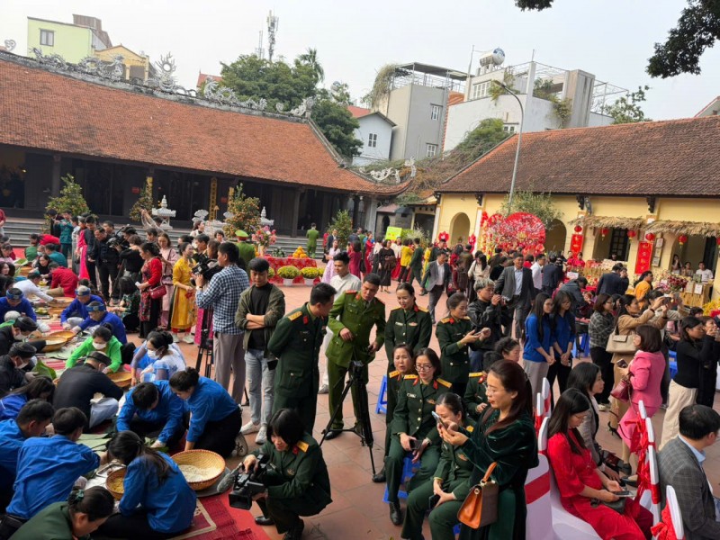 Ấn tượng Ngày hội Bánh chưng xanh tại phường Hồng Hà Ấn tượng Ngày hội Bánh chưng xanh tại phường Hồng Hà