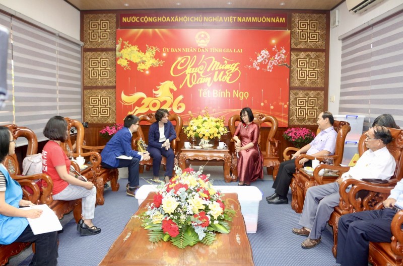 UNDP cam kết đồng hành với người dân bị ảnh hưởng bởi thiên tai tại Gia Lai UNDP cam kết đồng hành với người dân bị ảnh hưởng bởi thiên tai tại Gia Lai