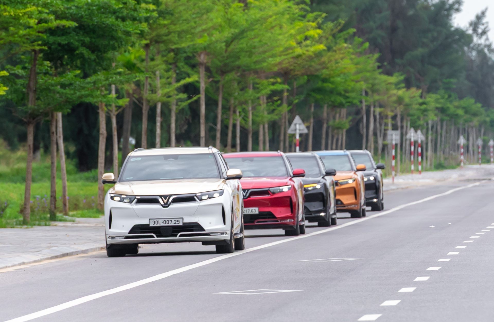 Trải nghiệm chỉ có ở VinFast VF 9: Ghế massage, treo khí nén, chi phí vận hành gần như bằng 0 Trải nghiệm chỉ có ở VinFast VF 9: Ghế massage, treo khí nén, chi phí vận hành gần như bằng 0