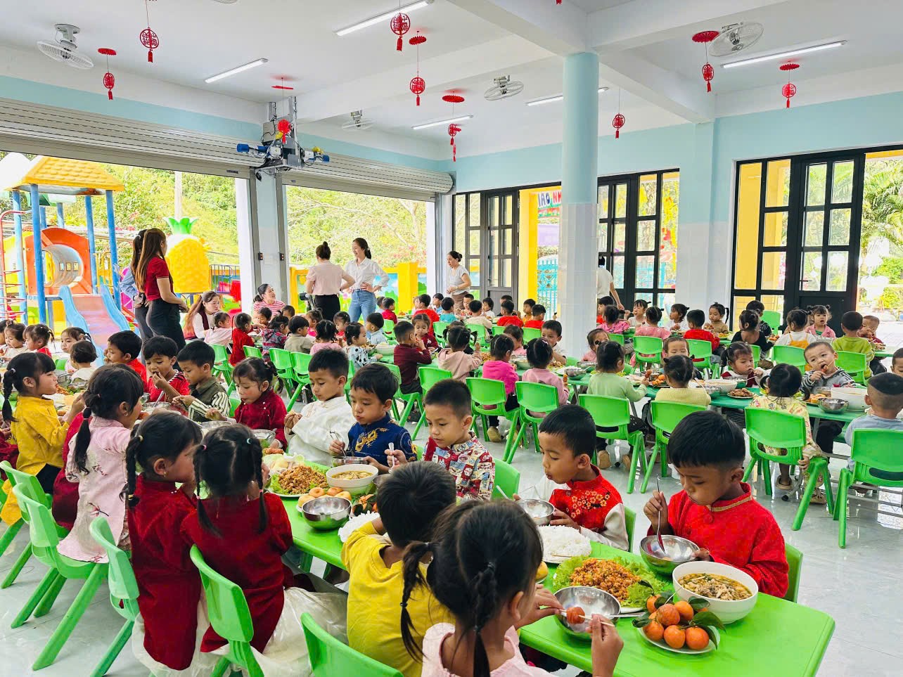 Zhi Shan Foundation trao quà Tết cho hơn 3.000 trẻ em vùng cao Quảng Trị Zhi Shan Foundation trao quà Tết cho hơn 3.000 trẻ em vùng cao Quảng Trị