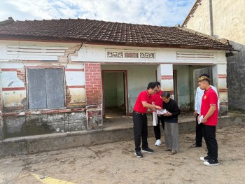 kieu bao noi nhip yeu thuong han gan vet thuong thien tai