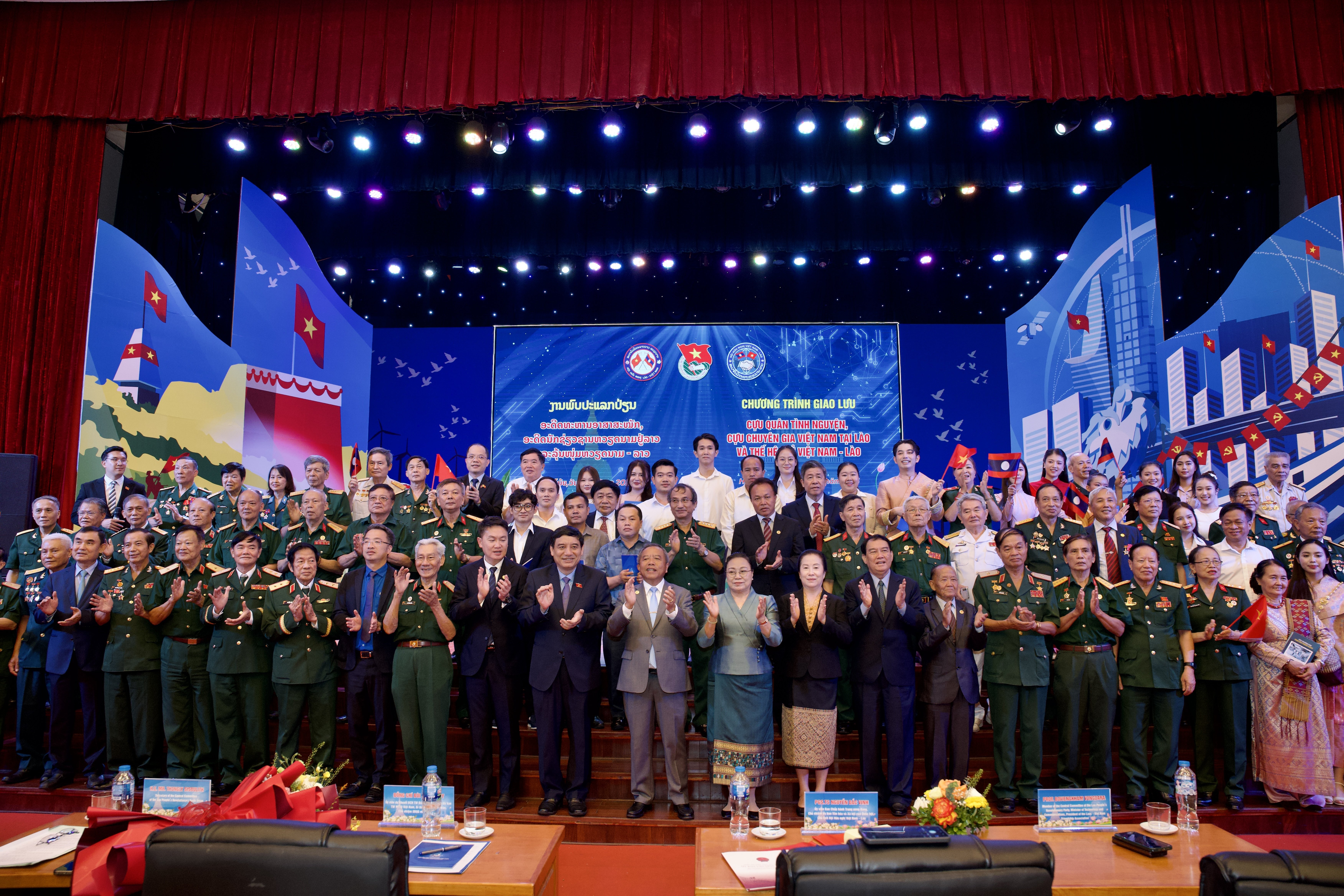 Ban Á - Phi: Làm sâu sắc nền tảng xã hội với các nước trong khu vực Ban Á - Phi: Làm sâu sắc nền tảng xã hội với các nước trong khu vực