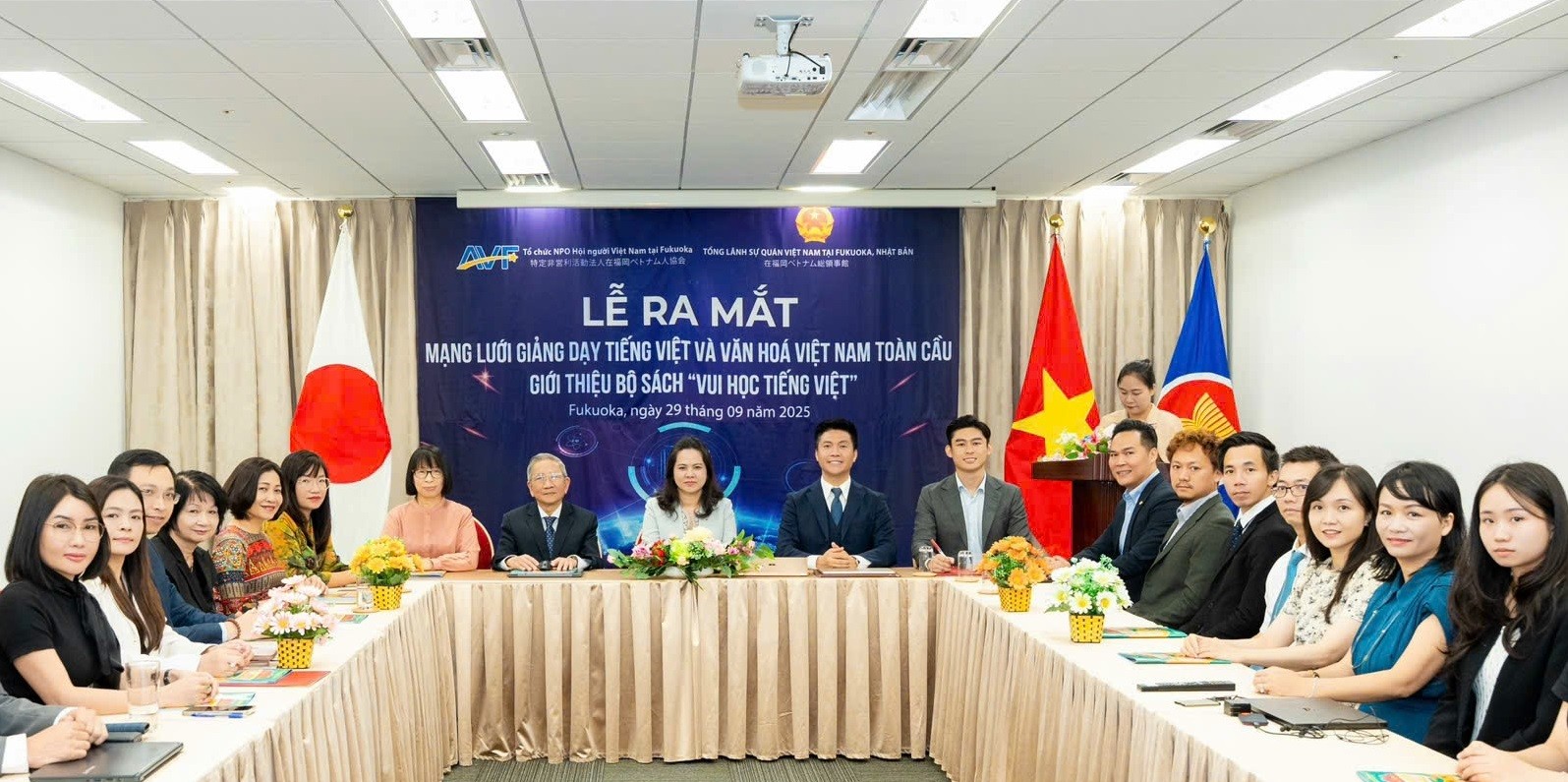 Kiều bào giữ gìn và phát triển tiếng Việt: Những sáng tạo từ tình yêu tiếng mẹ đẻ Kiều bào giữ gìn và phát triển tiếng Việt: Những sáng tạo từ tình yêu tiếng mẹ đẻ