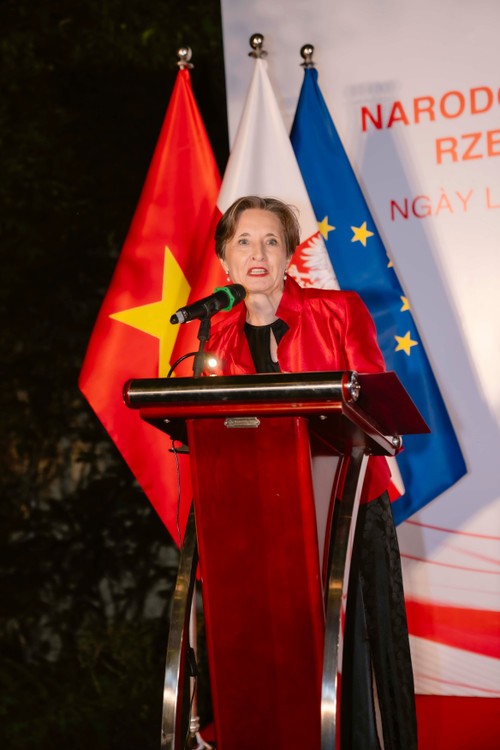 Đại sứ đón Tết: Cảm nhận văn hóa truyền thống Việt bằng cả trái tim