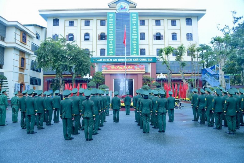 Thiêng liêng Lễ chào cờ đầu năm mới tại các Đồn Biên phòng ở Nghệ An Thiêng liêng Lễ chào cờ đầu năm mới tại các Đồn Biên phòng ở Nghệ An