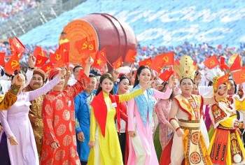 van hoa tru cot cua doi ngoai toan dien o tam cao moi