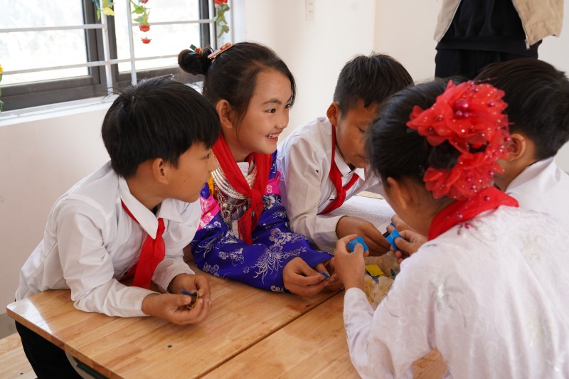 Khánh thành nhà bán trú điểm trường Sủng Phính, trường PTDTBT Tiểu học Sủng Thài, tỉnh Tuyên Quang