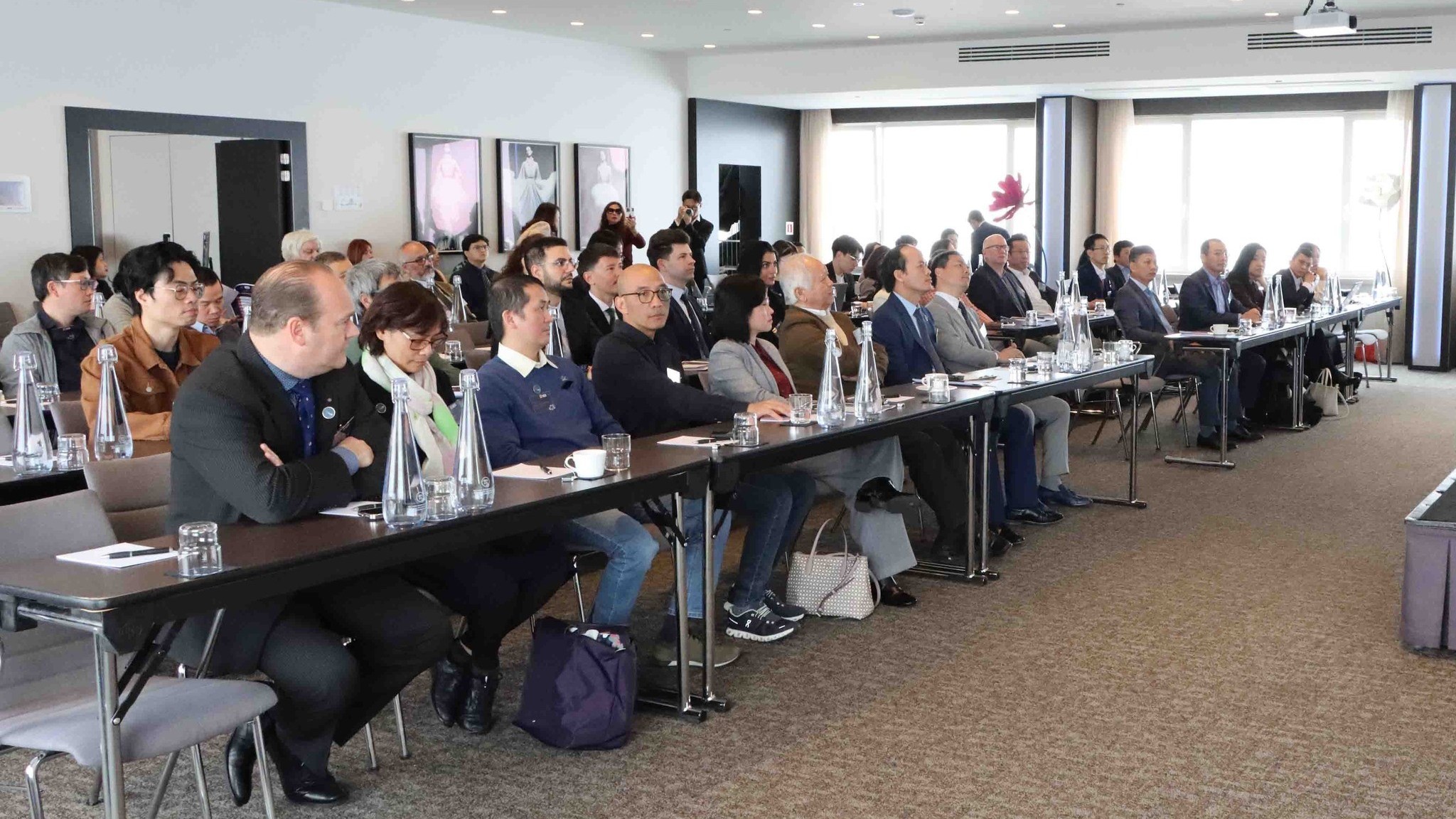 Trí thức, doanh nghiệp Việt Nam tại châu Âu bàn giải pháp tăng cường hợp tác khoa học - công nghệ với EU