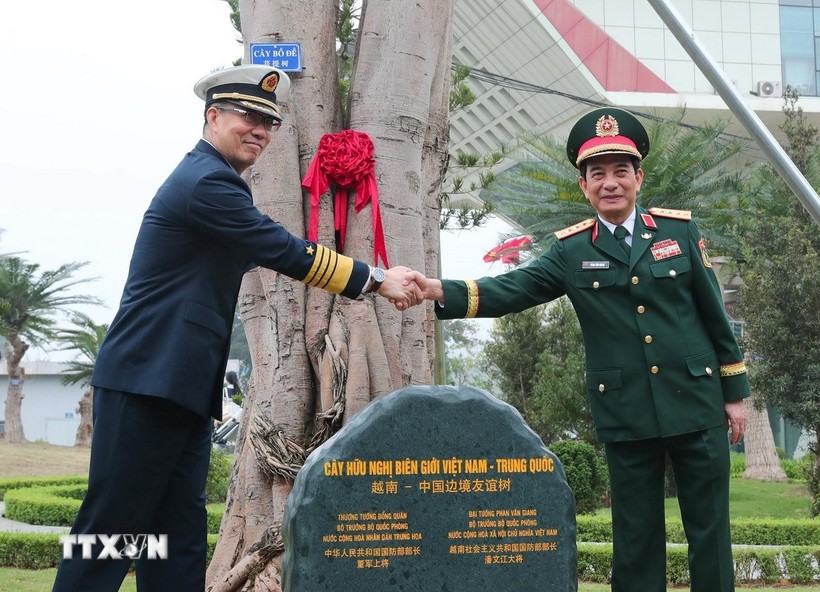 Đổi mới chương trình Giao lưu hữu nghị quốc phòng biên giới Việt Nam-Trung Quốc