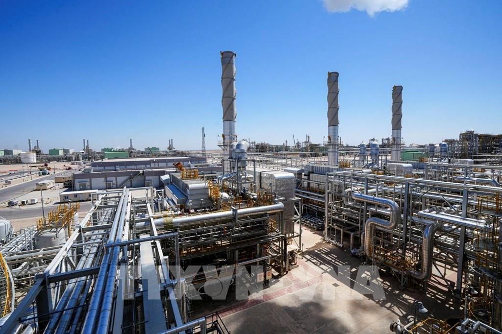 Quang cảnh nhà máy lọc dầu Karbala, Iraq, ngày 1/4/2023. Ảnh: AFP/ TTXVN