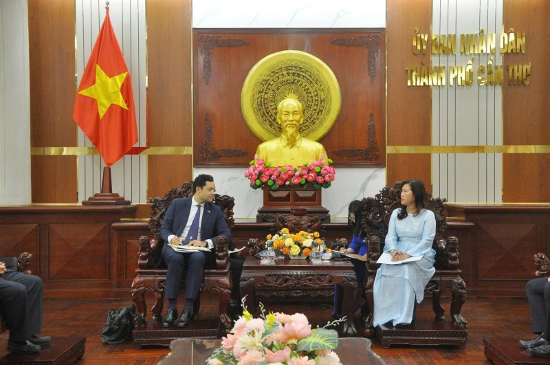 Cần Thơ tăng cường hợp tác với Pháp trên các lĩnh vực giáo dục, y tế