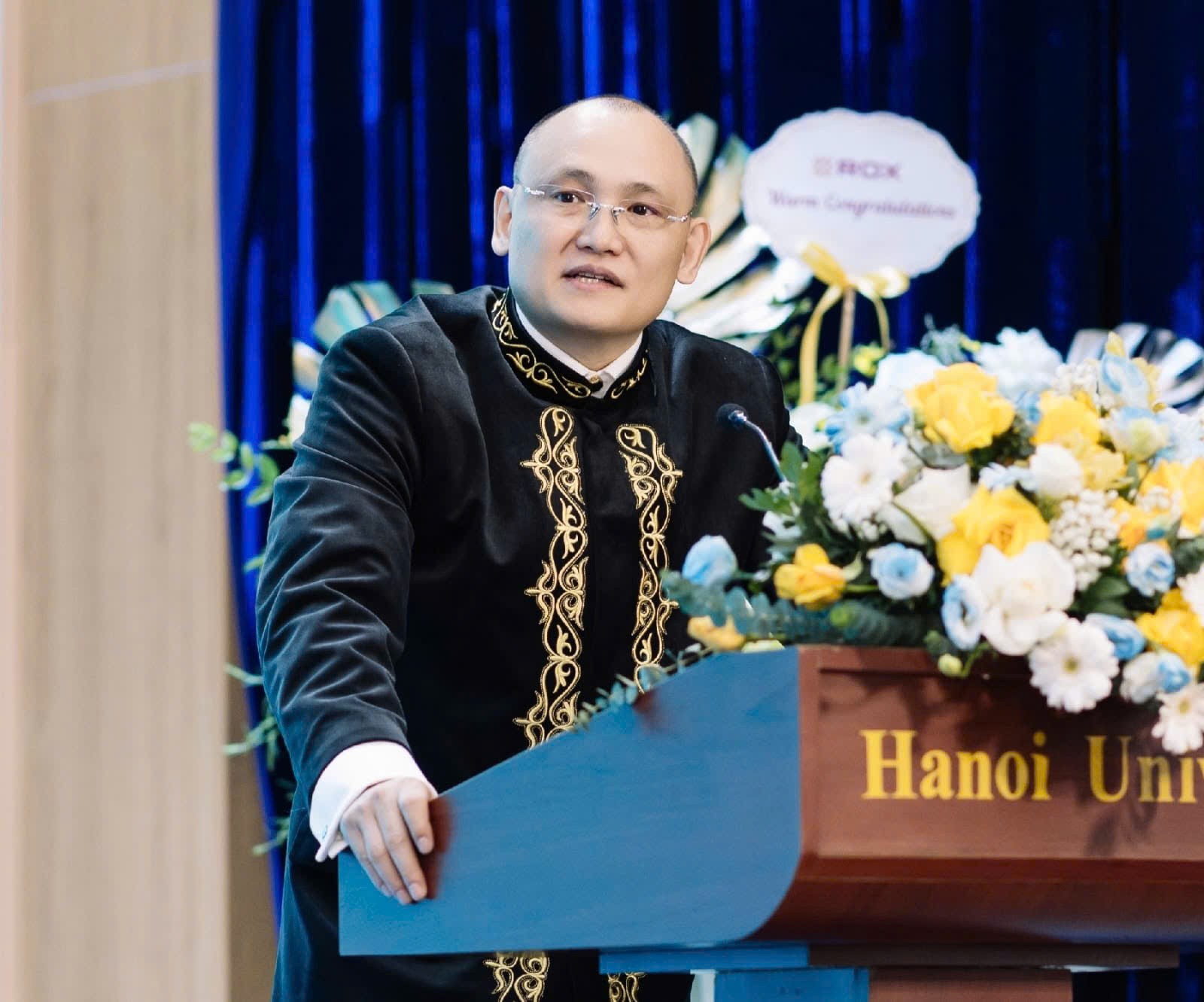 Đại sứ Cộng hoà Kazakhstan tại Việt Nam Kanat Tumysh. (Ảnh: Đại sứ quán Kazakhstan tại Việt Nam)