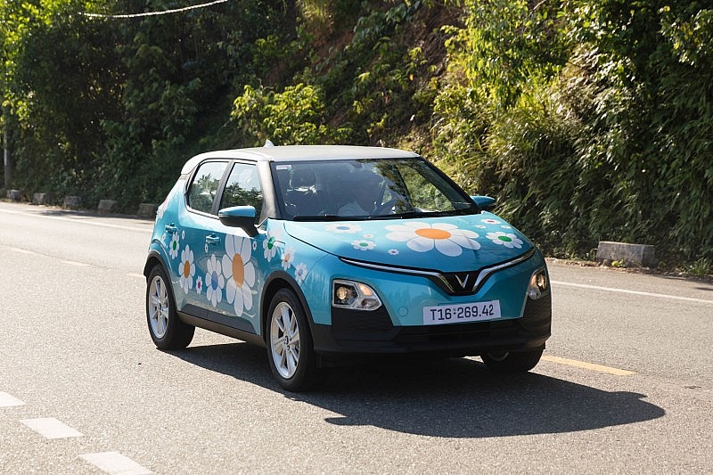 VinFast VF 5: Mẫu SUV điện “đáng tiền” cho người Việt giữa thời giá xăng leo thang VinFast VF 5: Mẫu SUV điện “đáng tiền” cho người Việt giữa thời giá xăng leo thang